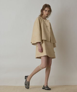 GRACE CONTINENTAL サラサジャガードケープジャケット ベージュ