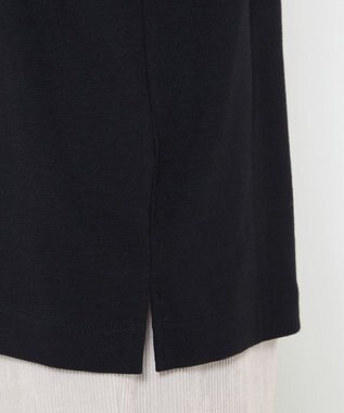 uncrave 【UNISEXあり】トンカツ Tシャツ（uncrave WHITE） ブラック