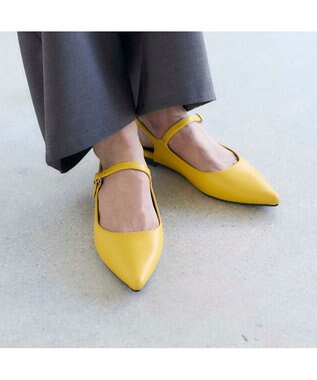 MODE ET JACOMO <noyau>ポインテッドトゥバックベルトパンプス イエロー