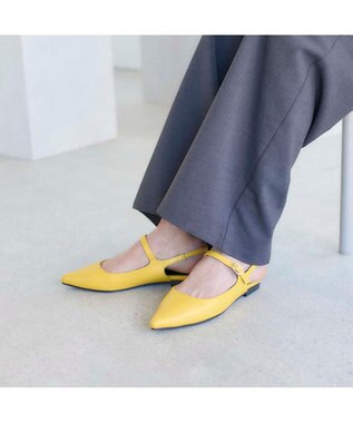 MODE ET JACOMO <noyau>ポインテッドトゥバックベルトパンプス イエロー