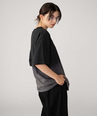 WEGO 【ユニセックス着用ITEM/MLサイズ展開】グラデーションワンポイントT（SS） ブラックその他