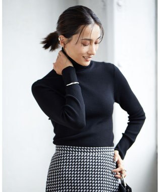 ICB 【洗える】エクストラファインメリノリブ タートルネックニット ブラック系