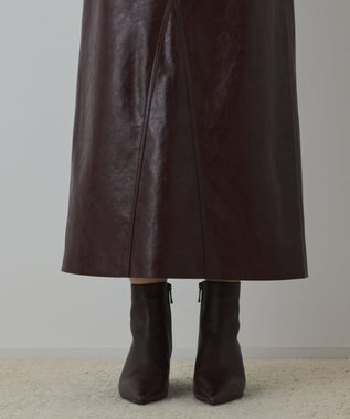 GRACE CONTINENTAL フェイクレザータイトスカート ボルドー