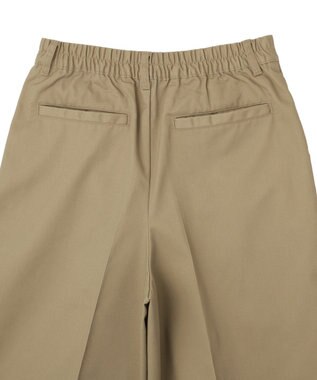 earth music&ecology タックハーフパンツ Beige