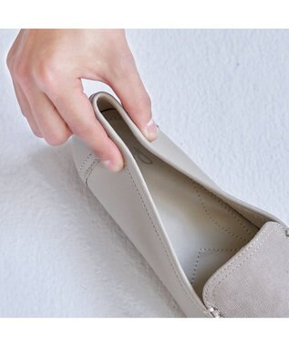 ing <ing>【サスティナブル】モカシューズ ライトベージュ