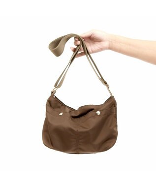 UNBILLION カシュカシュ cachecache / 舟型ナイロンショルダー