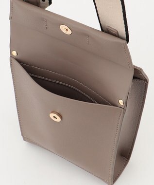 LA BAGAGERIE 【maison vert】 【超軽量！】フラップスマートショルダー グレージュ