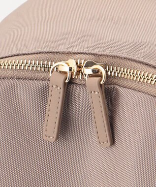 TOCCA 【WEB＆一部店舗限定・A4サイズ対応・撥水・サスティナブル素材】SALTO BACKPACK バックパック ベージュ系