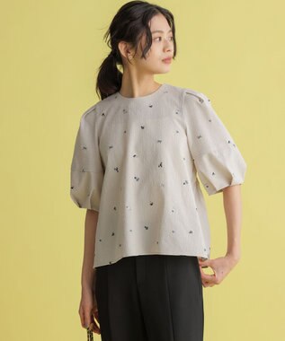 組曲 S 【WEB限定】ミニフラワーエンブロイダリー ブラウス