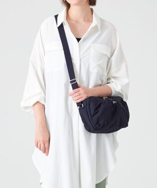 LA BAGAGERIE 【MONICA】クリンクルナイロン　ドロストショルダーバッグ