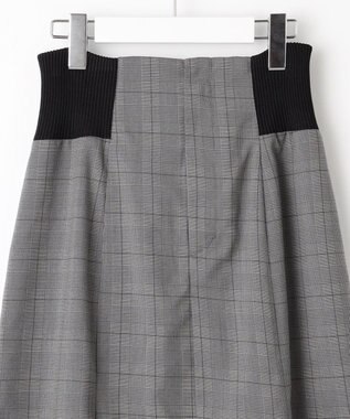 Feroux 【古畑星夏さん着用・洗える】サイドリブマーメイド スカート ホワイト系2