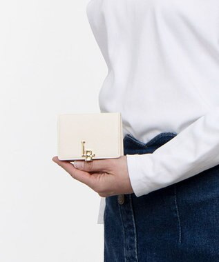 LANVIN en Bleu エルヴィー BOX小銭入れ アイボリー