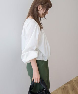 AMERICAN HOLIC イージーケアオフショルダーギャザーブラウス Off White