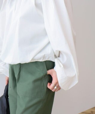 AMERICAN HOLIC イージーケアオフショルダーギャザーブラウス Off White