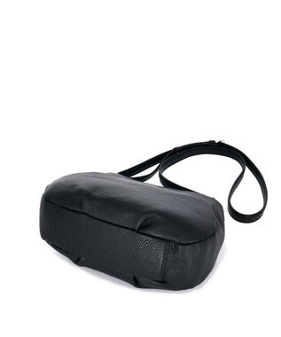 IBIZA ボンダード　牛革　ショルダーバッグ 黒