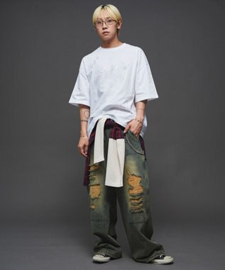 WEGO 【ユニセックス着用ITEM】ラインストーングラフィックT（SS） ホワイト