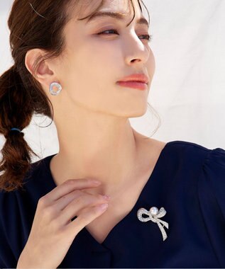 Tiaclasse リボンブローチ シルバー