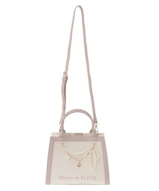 Maison de FLEUR チャーム付きスクエア2Wayバッグ Pink