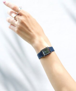 CITIZEN 【光発電エコ・ドライブ】ハンサムなスクエアケース 替えバンド付き ブラック ネイビー ブラック