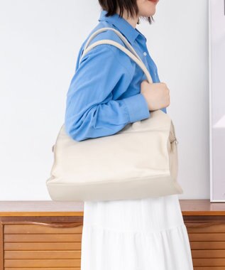 blancle シュリンクレザー ワイドボストン ライトベージュ