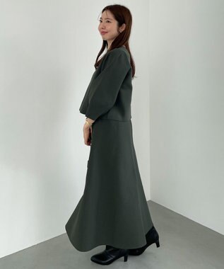 UNFILO フォルムニット SETUP カーキ