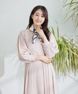 Tiaclasse L 【洗える】シンメトリープリーツワンピース ライトベージュ