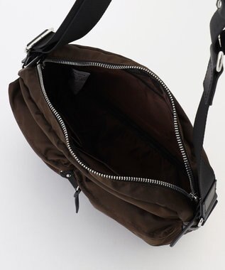 Y'SACCS ダブルポケットベーシックショルダー チョコ