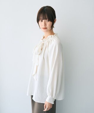 YECCA VECCA フリルギャザーボウタイブラウス Off White