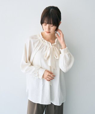 YECCA VECCA フリルギャザーボウタイブラウス Off White