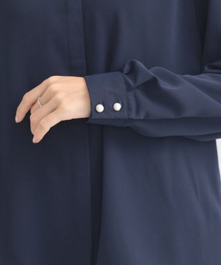 earth music&ecology 襟ビジューブラウス Navy