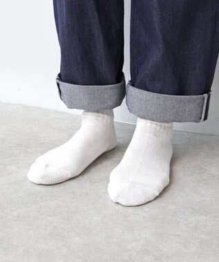 WHITE MAILS PAPER WIDE RIB CREW SOCKS ソックス