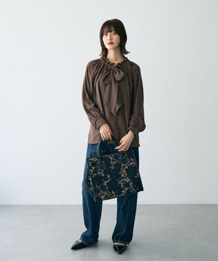 YECCA VECCA フリルギャザーボウタイブラウス Brown