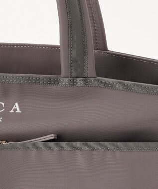 TOCCA 【WEB＆一部店舗限定】【A4サイズ対応・サスティナブル素材】T-INCONTRO TOTE L トートバッグ L グレージュ系
