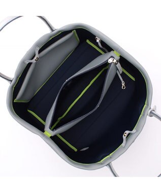 A.D.M.J. 【A4収納可】【魔法のように軽い】マジックライト/キューブトート34cm GRIS,M