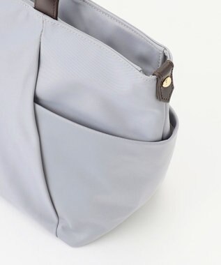 J.PRESS LADIES 【A4サイズ収納可】 ナイロン トート バッグ ライトグレー系