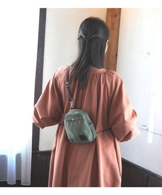 Regalo Felice 【軽量 / ポケット充実】ミニショルダー / REGALO KA(カーキ)