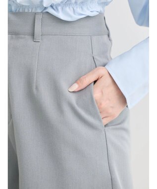 earth music&ecology ショートパンツ Light Gray