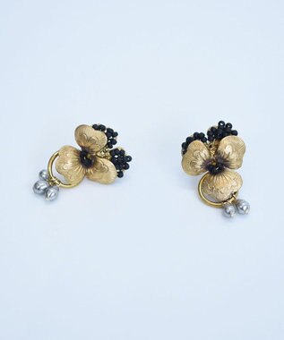 monshiro 【パール】ビオラ ピアス（ブラック） ゴールド