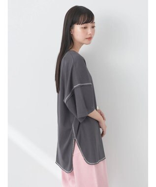 earth music&ecology 配色ステッチチュニックＴ Charcoal Gray