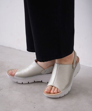 Pointer 本革 超軽量厚底サボサンダル シルバー