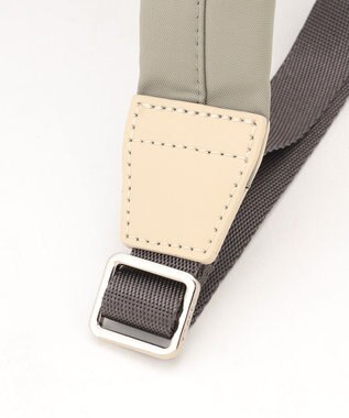 Y'SACCS アシメファスナーポケットリュック ライトグリーン