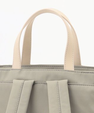 Y'SACCS アシメファスナーポケットリュック ライトグリーン