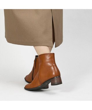 ing <ing>【WEB限定】スクエアトゥショートブーツ ブラウン