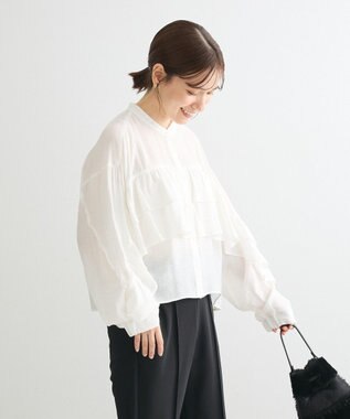 Green Parks シアーフリルショート丈ブラウス Off White