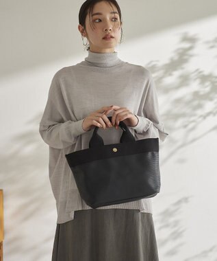 TOPKAPI 【Breath TOPKAPI】リプルネオレザー ミニトートバッグ ブラック