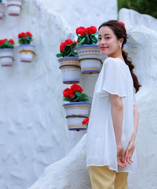 Tiaclasse フレアスリーブチュニックブラウス オフホワイト