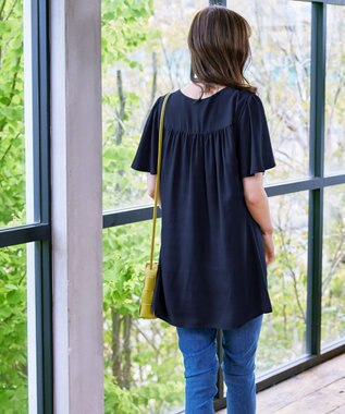 Tiaclasse フレアスリーブチュニックブラウス ネイビー