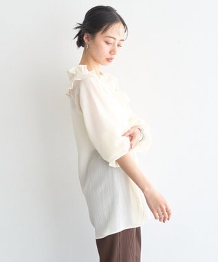 earth music&ecology フリルブラウス Ivory