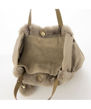 UNBILLION カシュカシュ cachecache / ポンポン付きエコファーラウンド型トートバッグ オーク