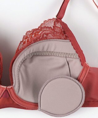 Wing 【SHIHOさん着用】 ブラジャー 自分のからだに合うフィット感 バストになじみやすい 背中すっきり 【マッチミーブラ】 ブラ KB2004 ウイング／ワコール エンジ